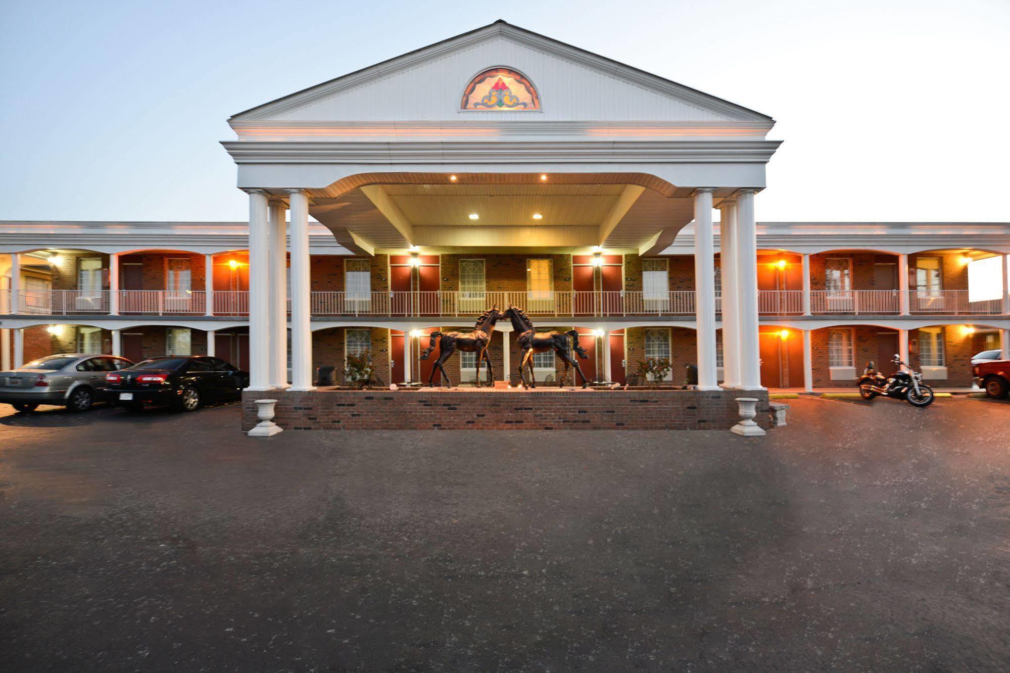 Surestay Hotel By Best Western Bardstown General Nelson Екстер'єр фото